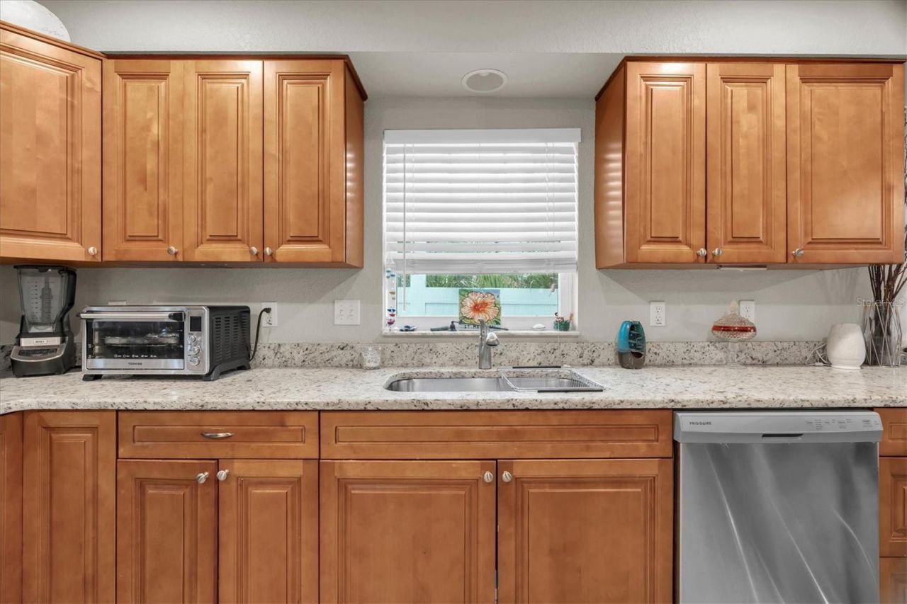 3410 Tarlton Street N, Saint Petersburg, FL 33713 Photo
