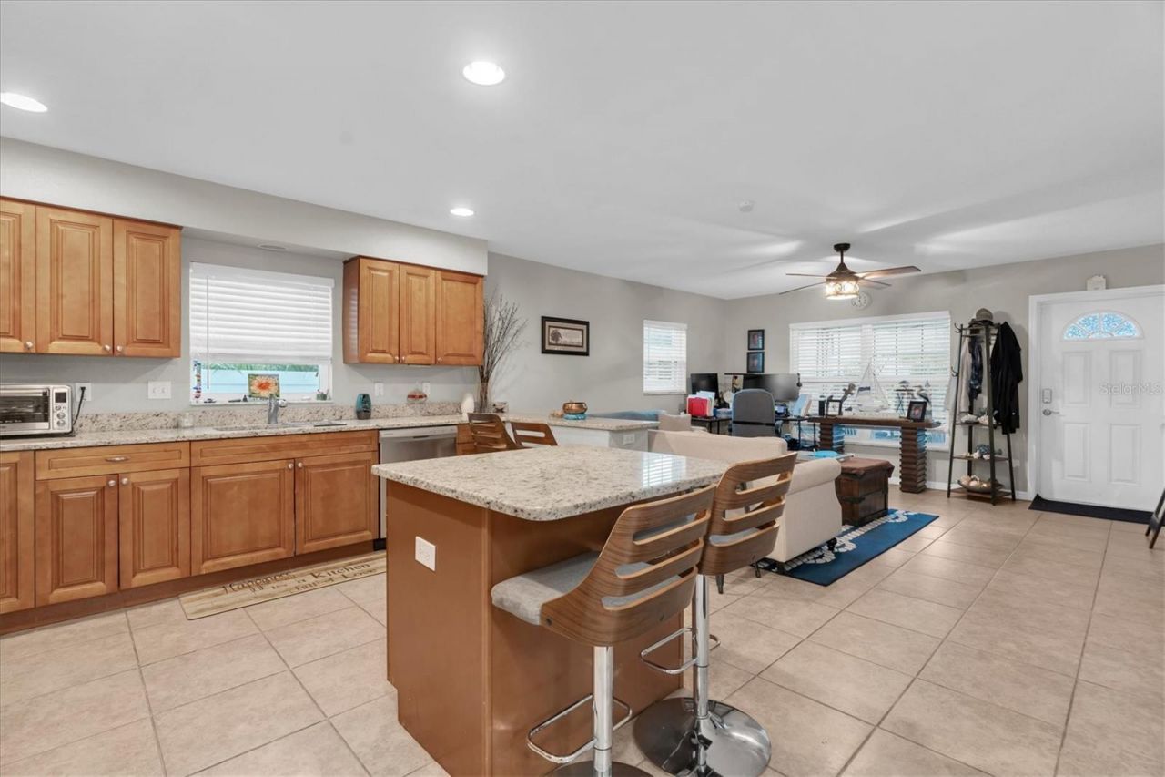 3410 Tarlton Street N, Saint Petersburg, FL 33713 Photo