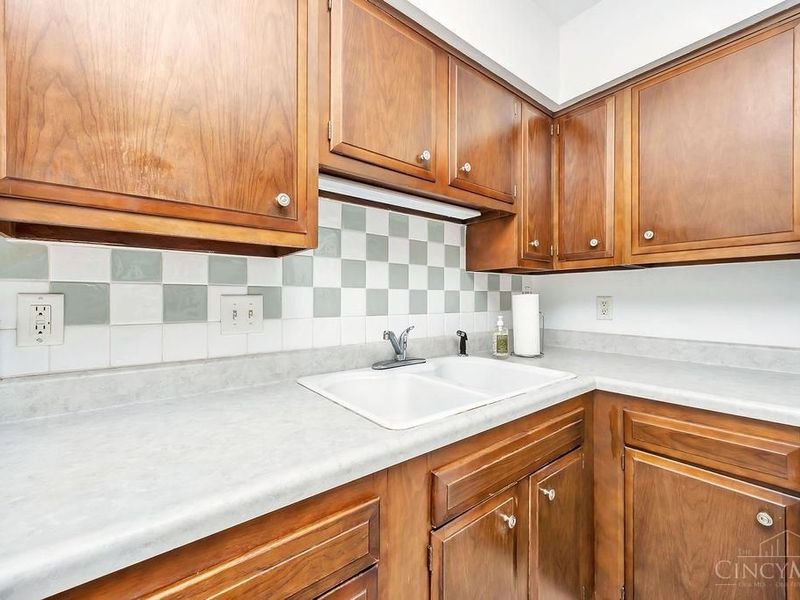 6135 Fairfield Road, Unit 6, Oxford, OH 45056 Photo 16