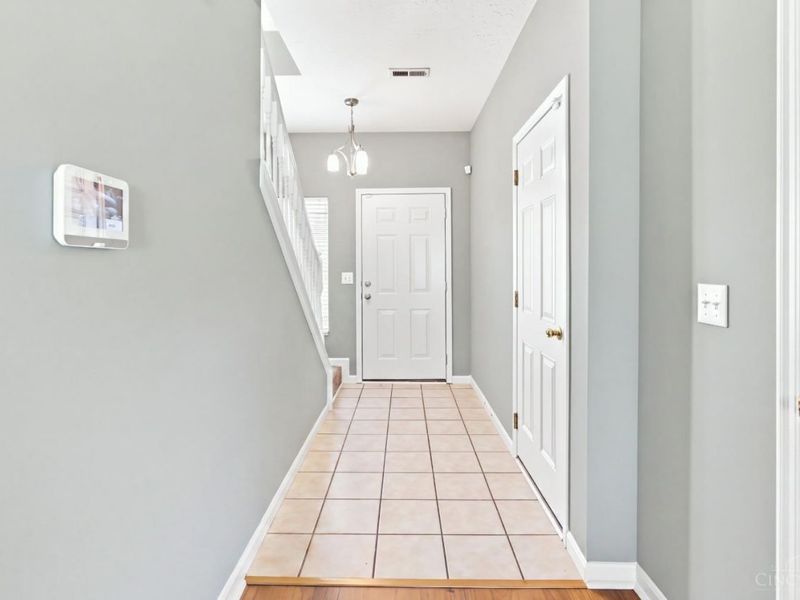 2442 Elderberry Court, Unit 20F, Cincinnati, OH 45239 Photo 3