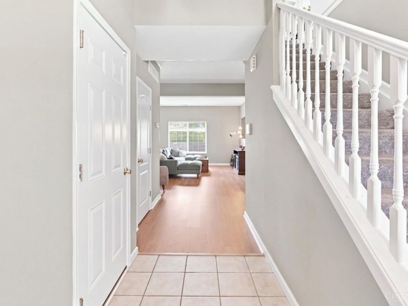 2442 Elderberry Court, Unit 20F, Cincinnati, OH 45239 Photo 4