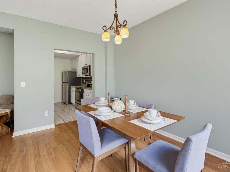 2442 Elderberry Court, Unit 20F, Cincinnati, OH 45239 Photo 9