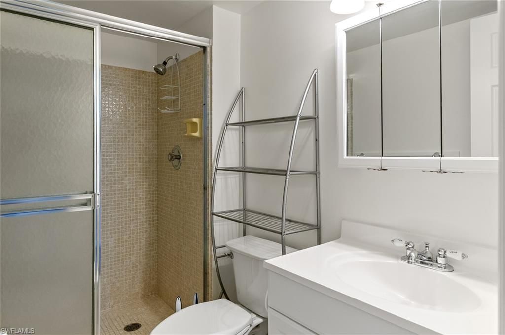 5 High Point Cir W, Unit 104, Naples, FL 34103 Photo