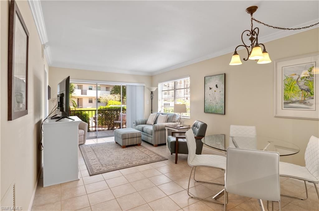 5 High Point Cir W, Unit 104, Naples, FL 34103 Photo