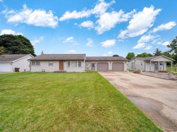 1304 Joseph Street, Jackson, MI 49202