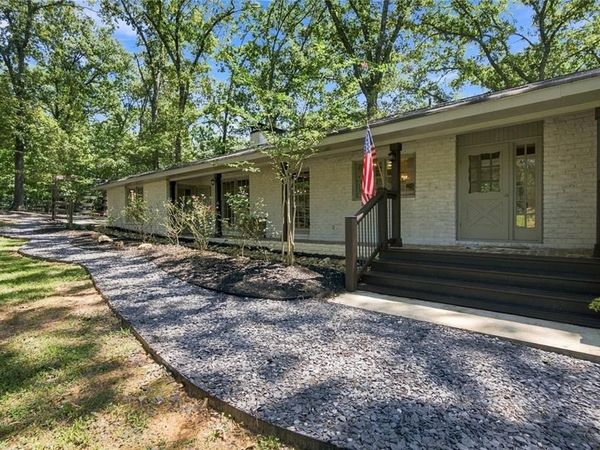 728 S Mccollum Drive , Canton, GA 30114