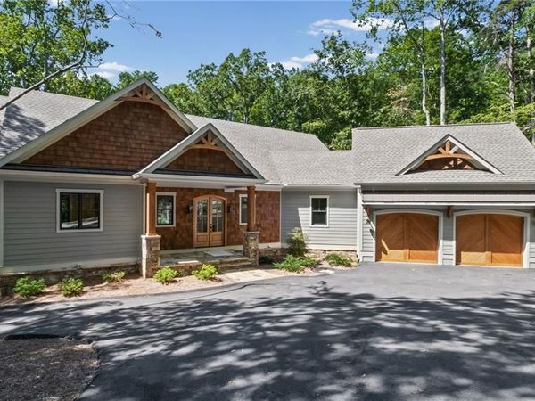 56 Black Bear Point , Big Canoe, GA 30143