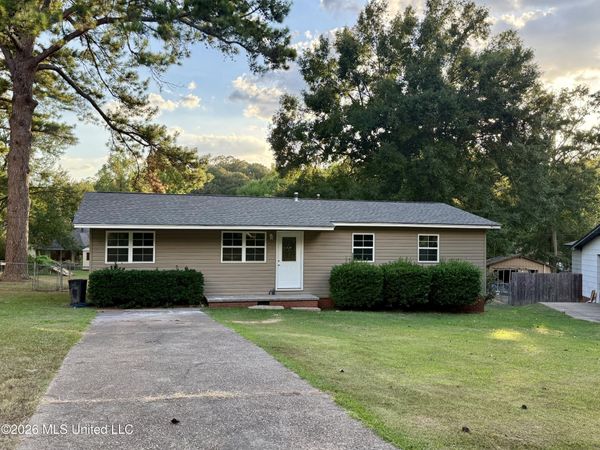 510 Plainview Circle, Richland, MS 39218