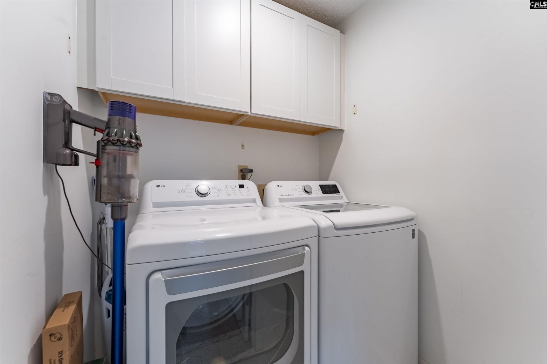 2 Southwell Court  Photo 26