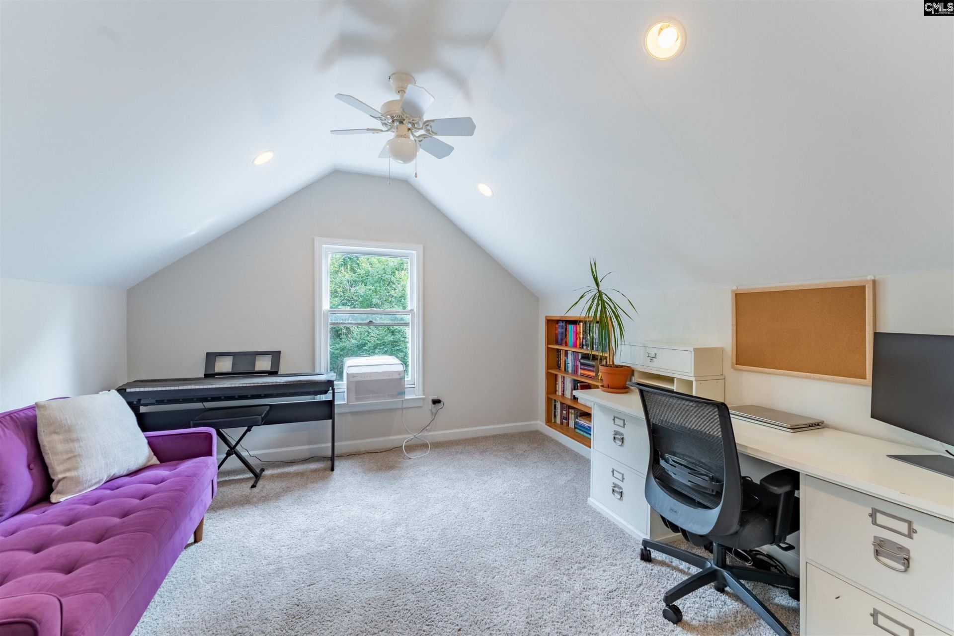 2 Southwell Court  Photo 28