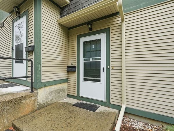 170 E Hadley, Unit 23, Amherst, MA 01002