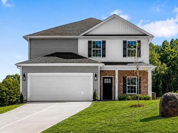 4192 Emmas Way, East Bend, NC 27018