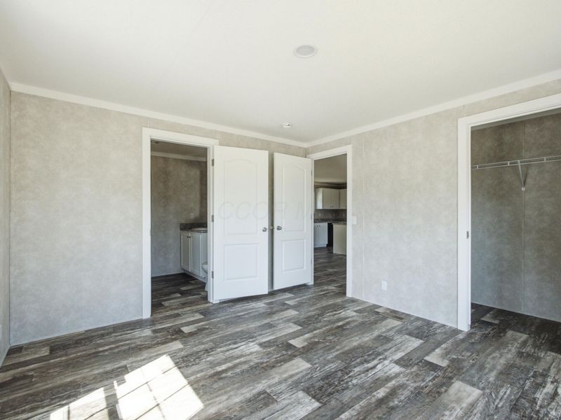 18426 Laurel Street, Laurelville, OH 43135 Photo 8
