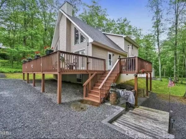 129 Laurel Road, Lackawaxen, PA 18435