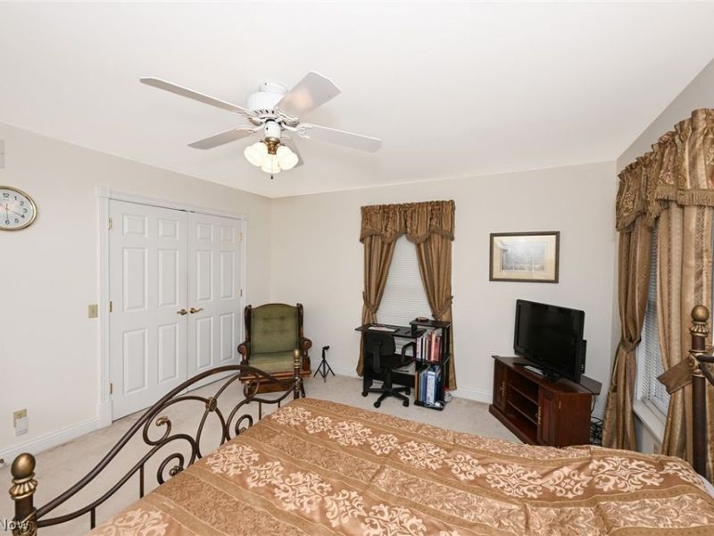 1035 Stratford Place , Alliance, OH 44601 Photo 26