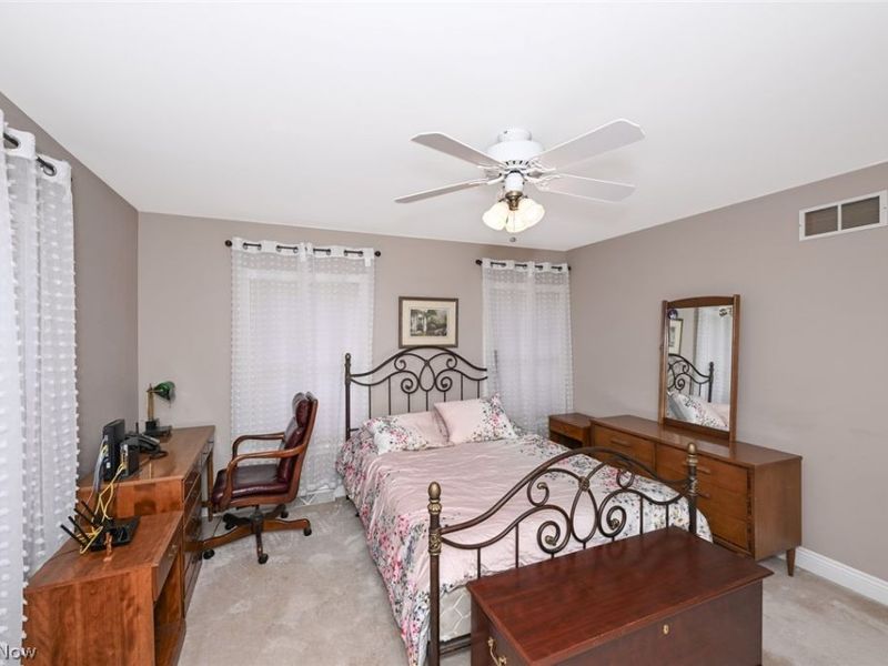 1035 Stratford Place , Alliance, OH 44601 Photo 35