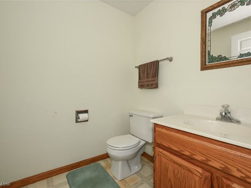 1035 Stratford Place , Alliance, OH 44601 Photo 46
