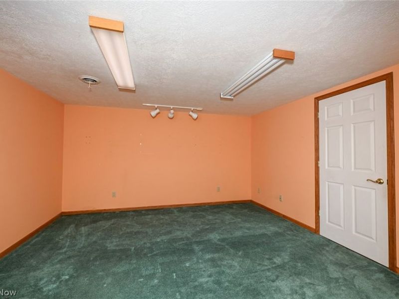 1035 Stratford Place , Alliance, OH 44601 Photo 47