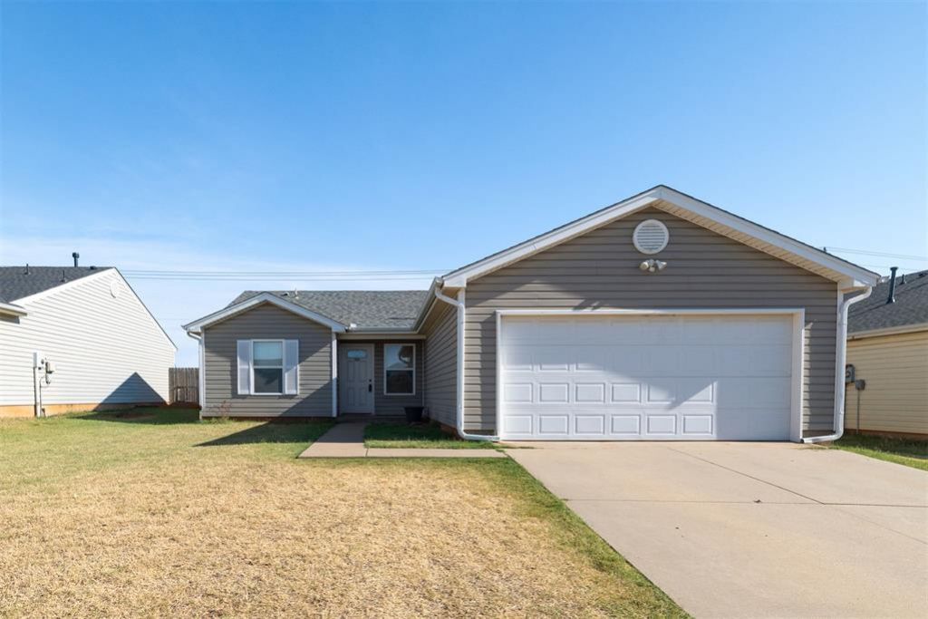 10349 Aberdeen Drive, Yukon, OK 73099 Main Photo