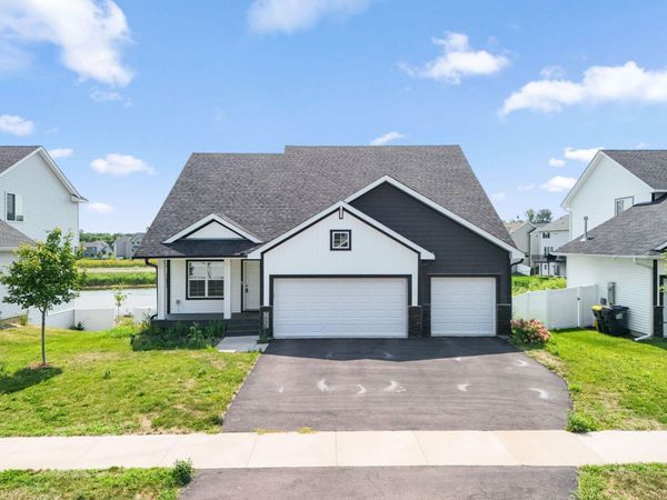 5832 178th Street W, Lakeville, MN 55044
