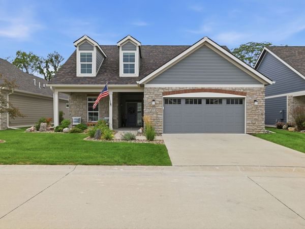 773 S 100th Street, West Des Moines, IA 50266