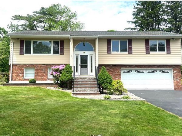 260 Union Valley Road , Mahopac, NY 10541