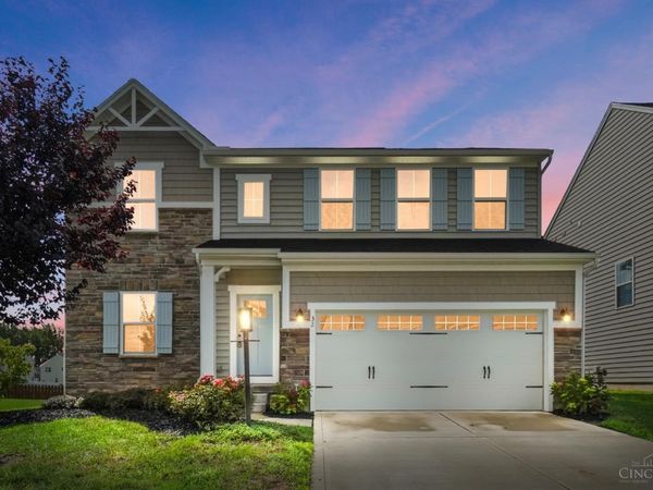 32 Waterford Boulevard, Fairborn, OH 45324