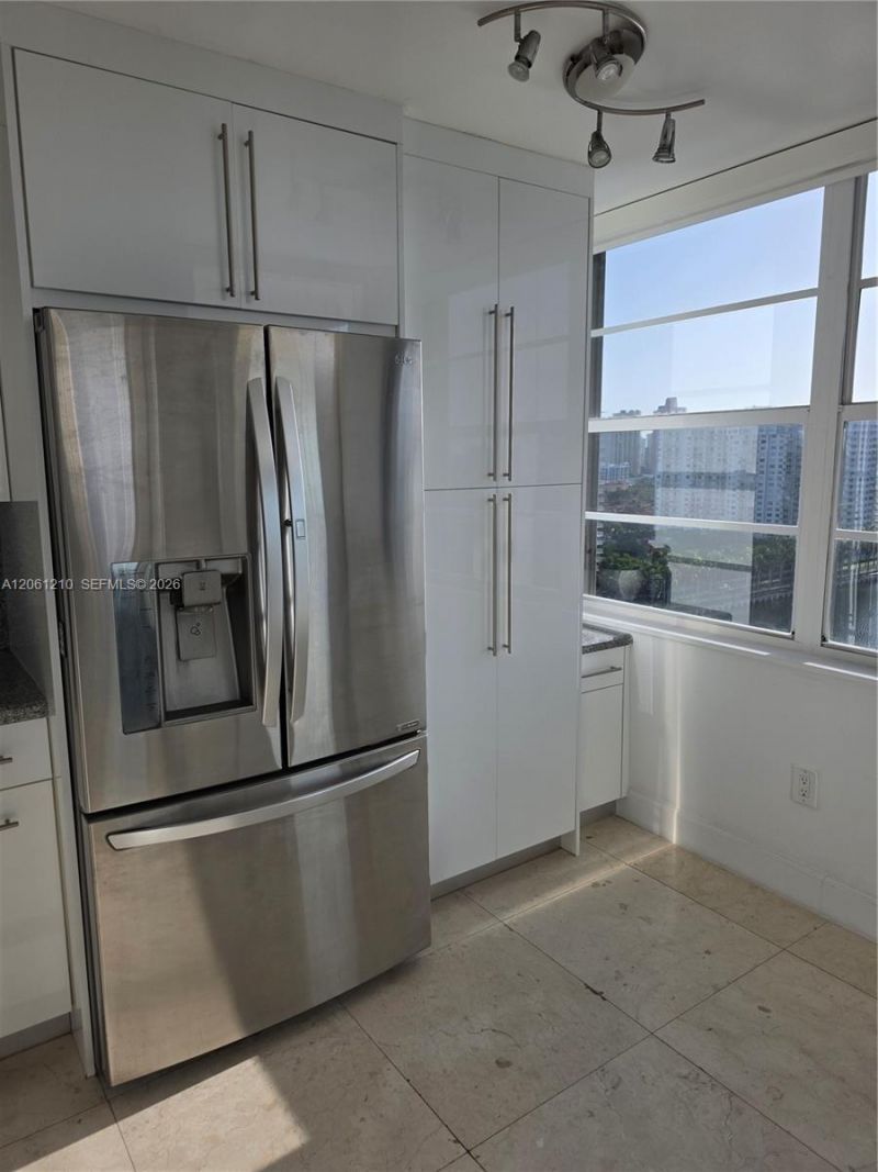 18081 Biscayne Blvd Boat Slip & Unit, Unit 1805, Aventura, FL 33160 Photo