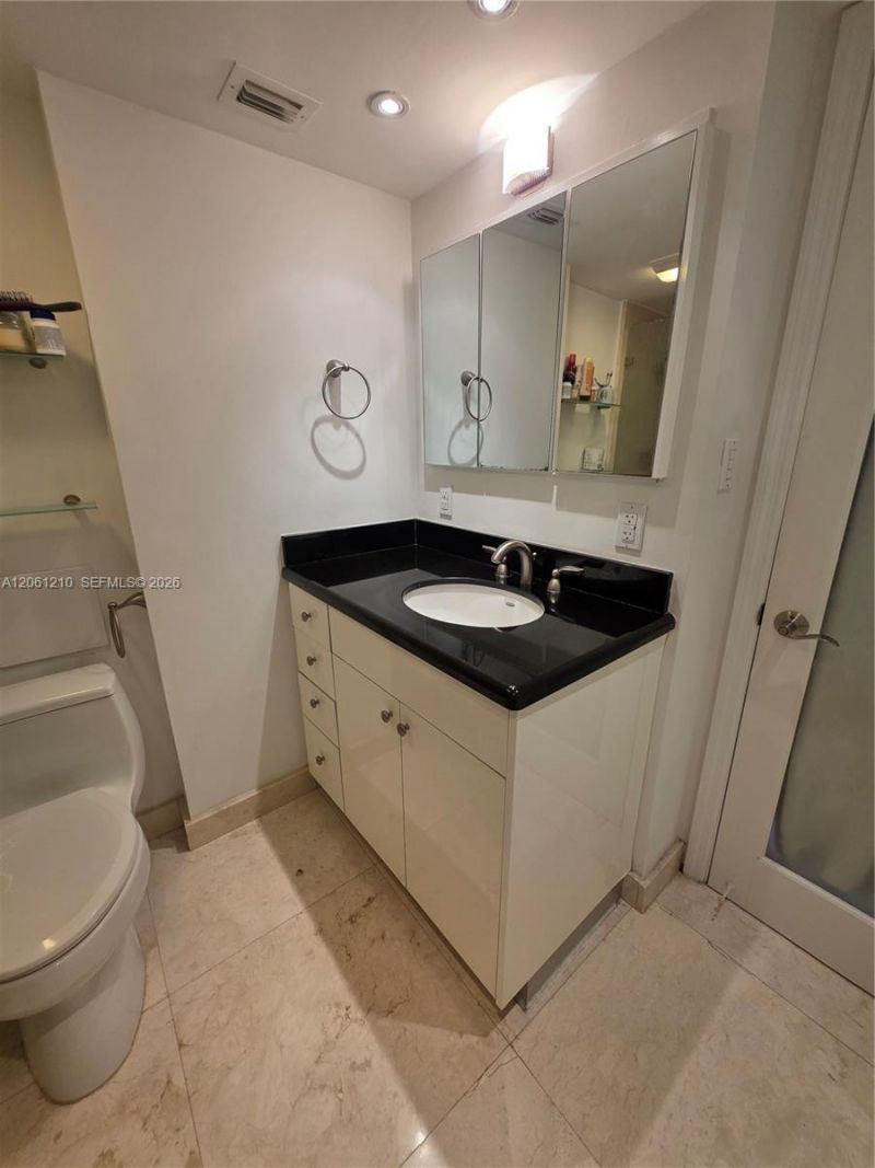 18081 Biscayne Blvd Boat Slip & Unit, Unit 1805, Aventura, FL 33160 Photo