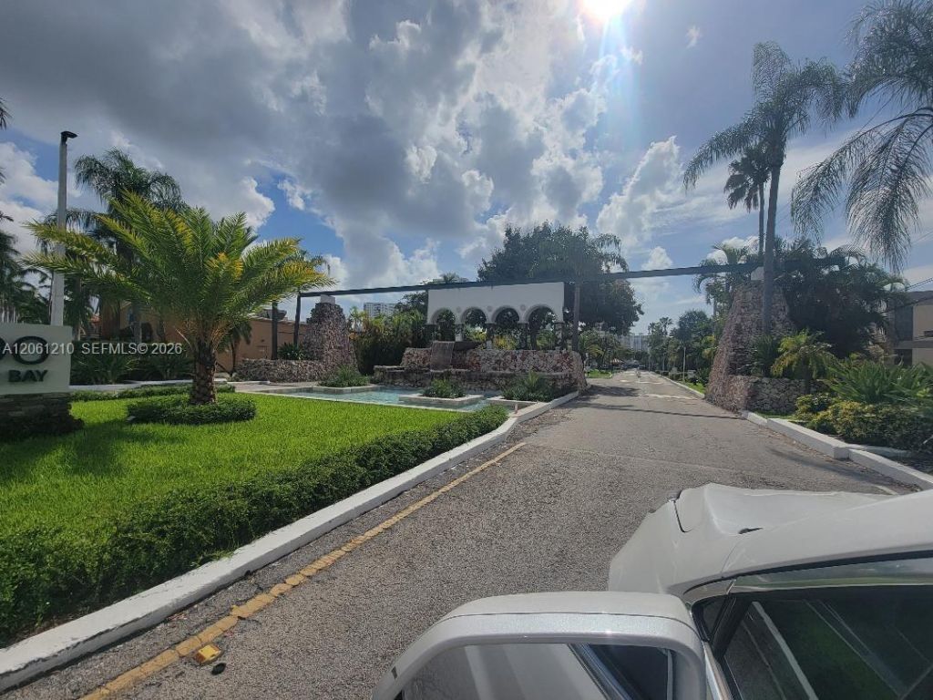 18081 Biscayne Blvd Boat Slip & Unit, Unit 1805, Aventura, FL 33160 Photo