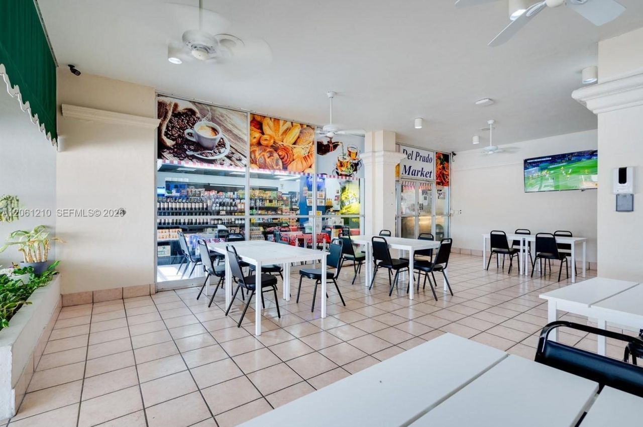 18081 Biscayne Blvd Boat Slip & Unit, Unit 1805, Aventura, FL 33160 Photo