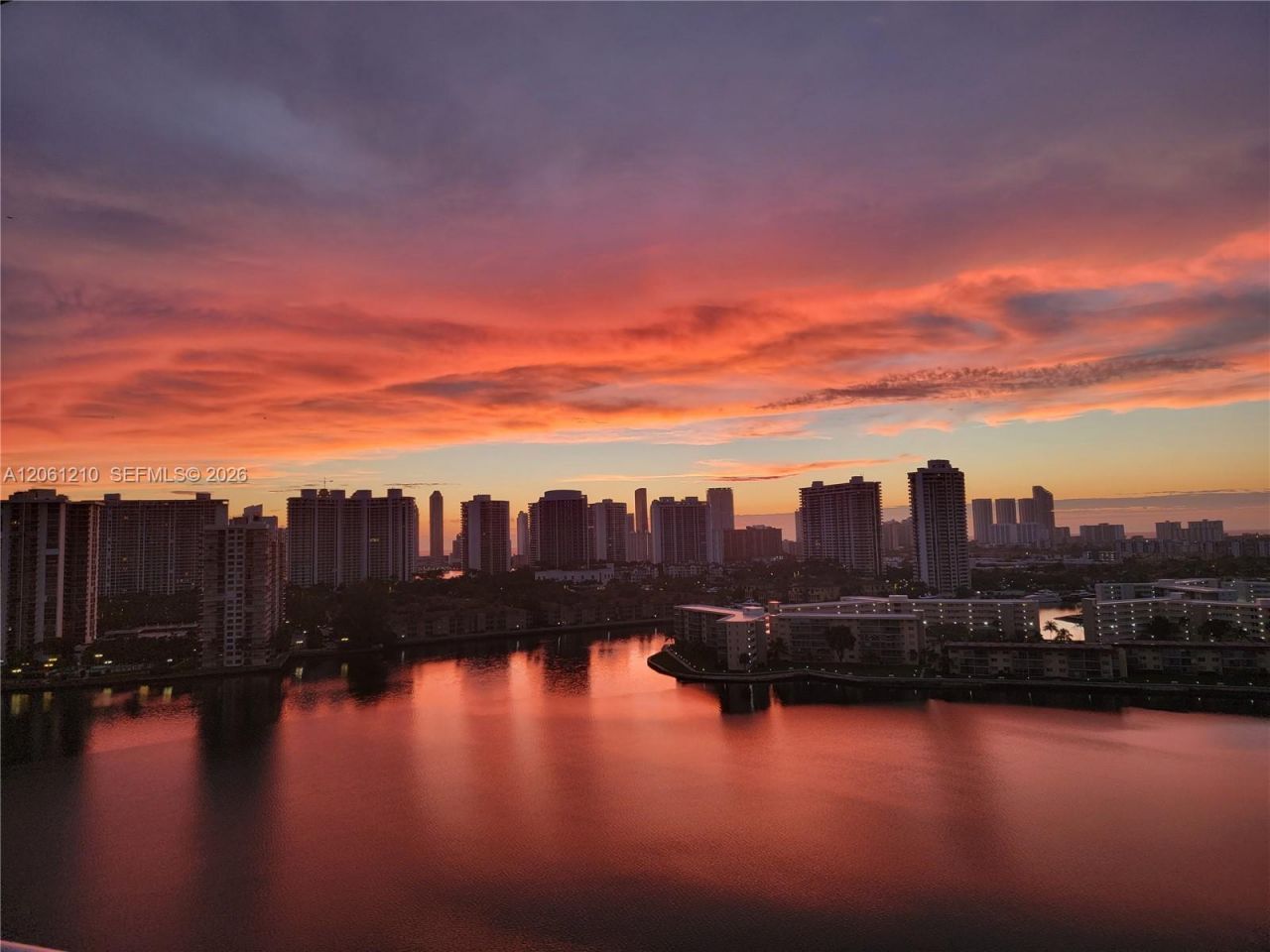 18081 Biscayne Blvd Boat Slip & Unit, Unit 1805, Aventura, FL 33160 Photo
