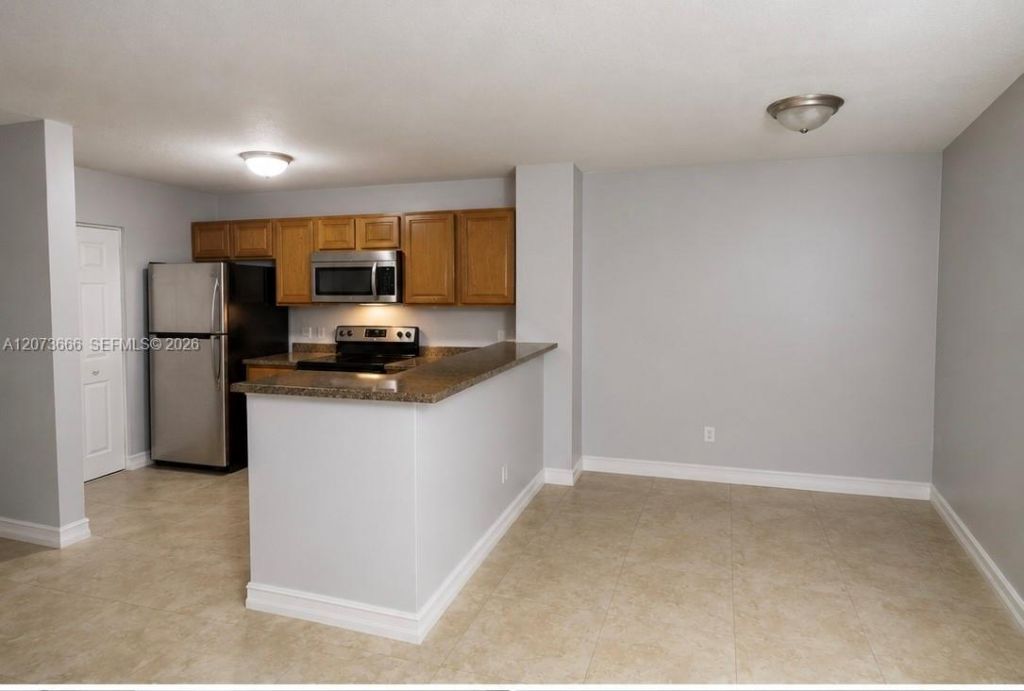 12166 Saint Andrews Pl , Unit 202, Miramar, FL 33025 Photo