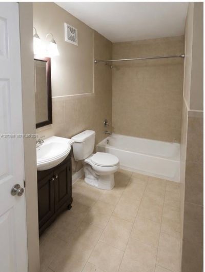 12166 Saint Andrews Pl , Unit 202, Miramar, FL 33025 Photo