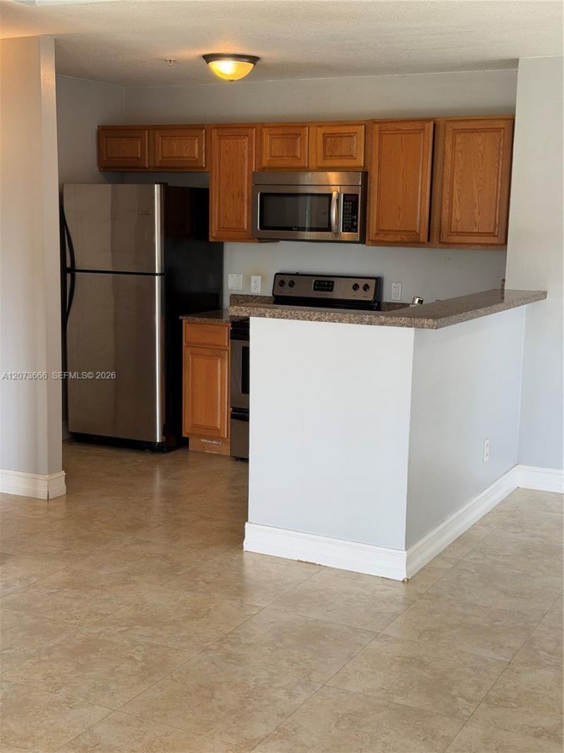 12166 Saint Andrews Pl , Unit 202, Miramar, FL 33025 Photo