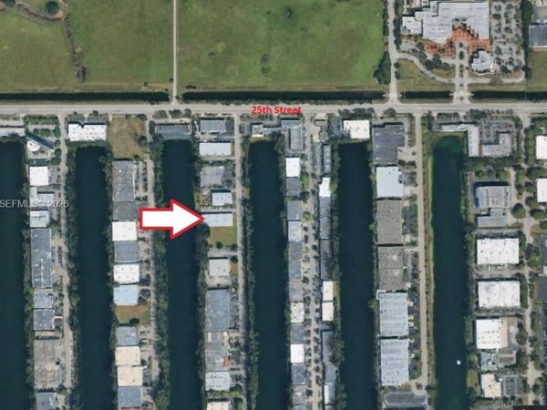 2258 NW 94th Ave , Doral, FL 33172