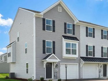 712 FAWN WAY, Unit LOT 6, PENNSBURG, PA 18073