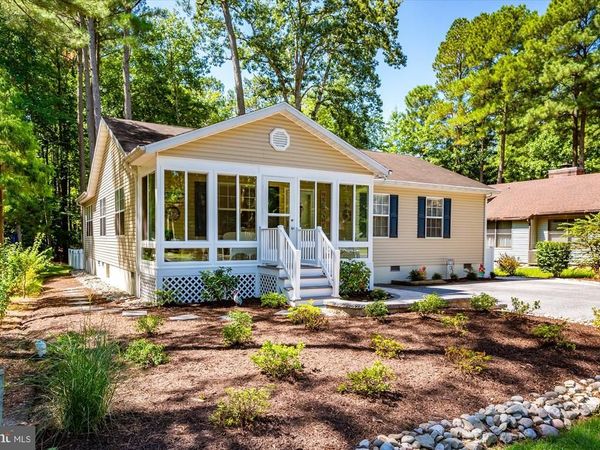 811 OCEAN PARKWAY, OCEAN PINES, MD 21811
