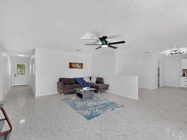 5451 Lubbock Avenue, Fort Worth, TX 76133