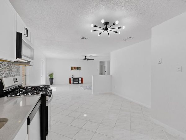 5451 Lubbock Avenue, Fort Worth, TX 76133