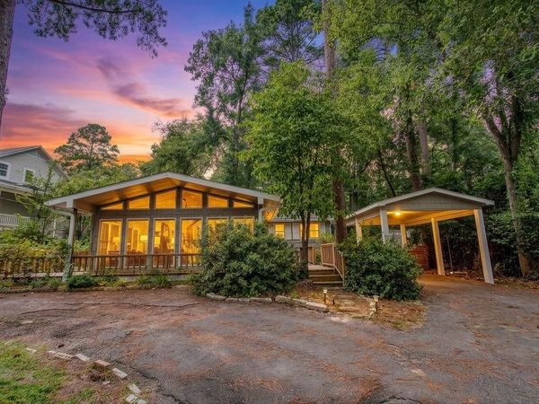 1332 Hideaway Lane West , Hideaway, TX 75771