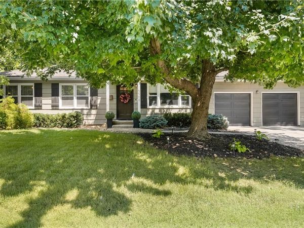 5508 W 71st Street, Prairie Village, KS 66208