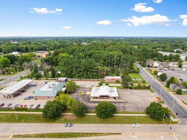 1617 ACADEMY AVENUE, Stevens Point, WI 54481