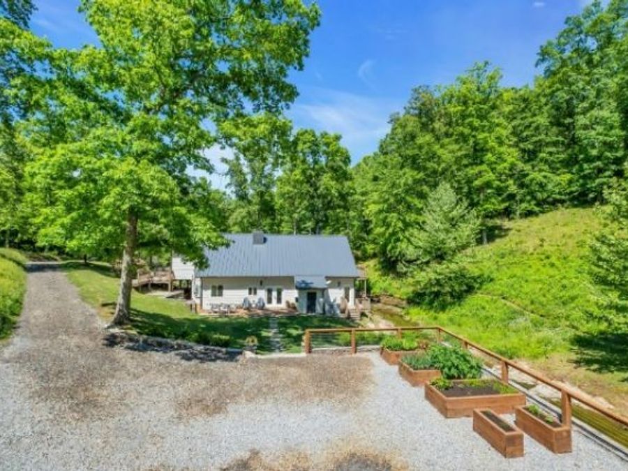 Property Image 8
