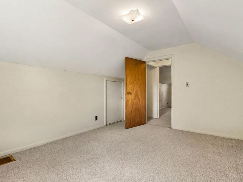 8893 Monsanto Drive, Springfield Township, OH 45231 Photo 17