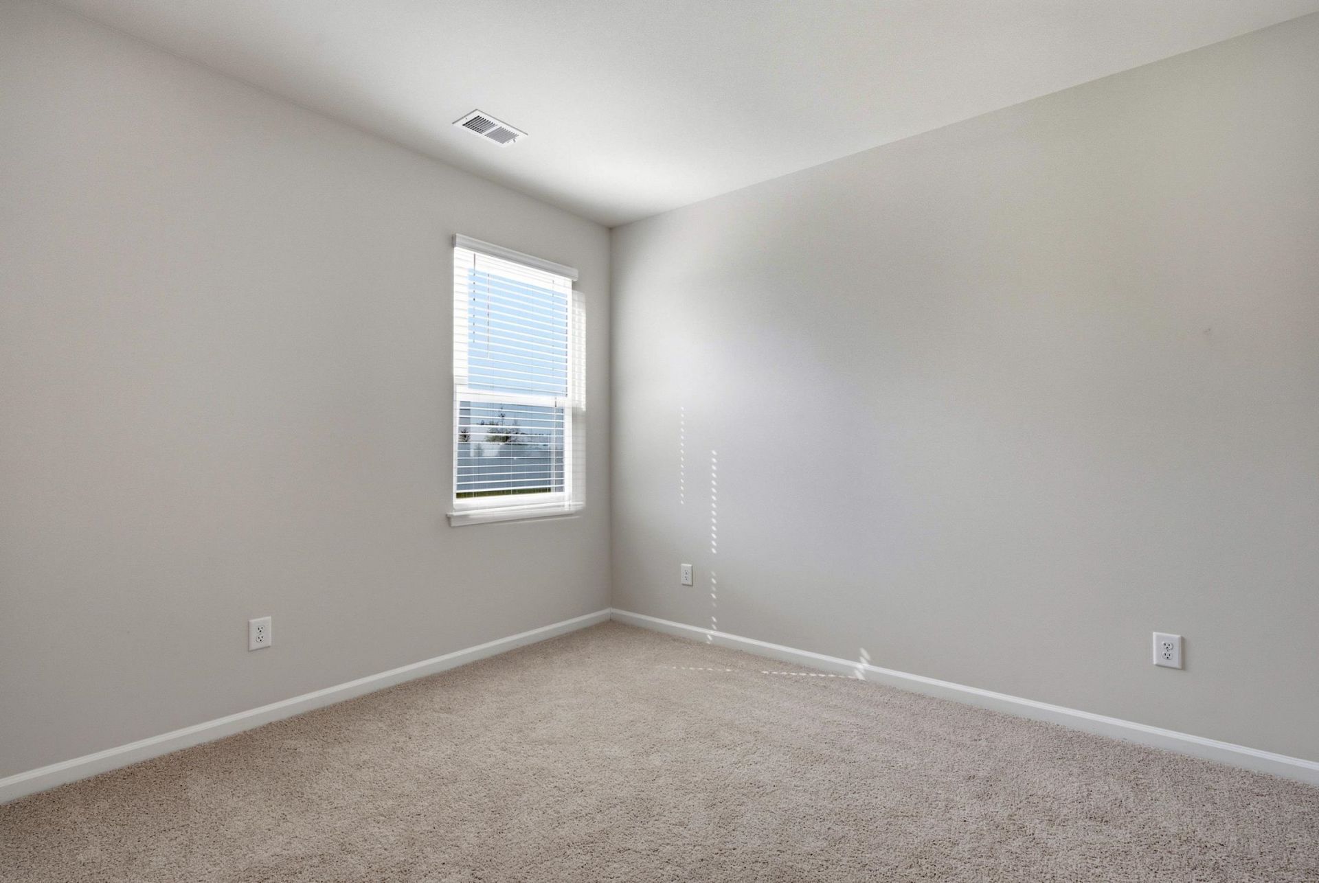 5032 Yellowstone Dr. Photo 16