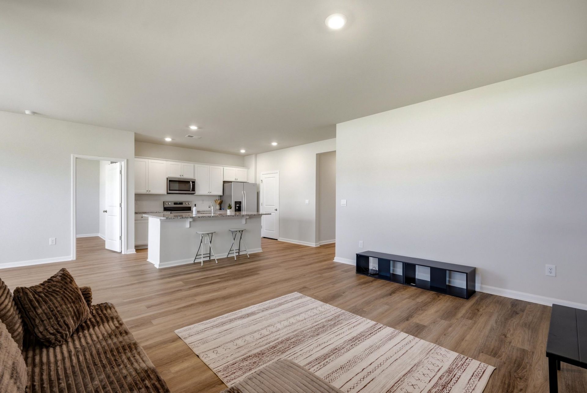 5032 Yellowstone Dr. Photo 4