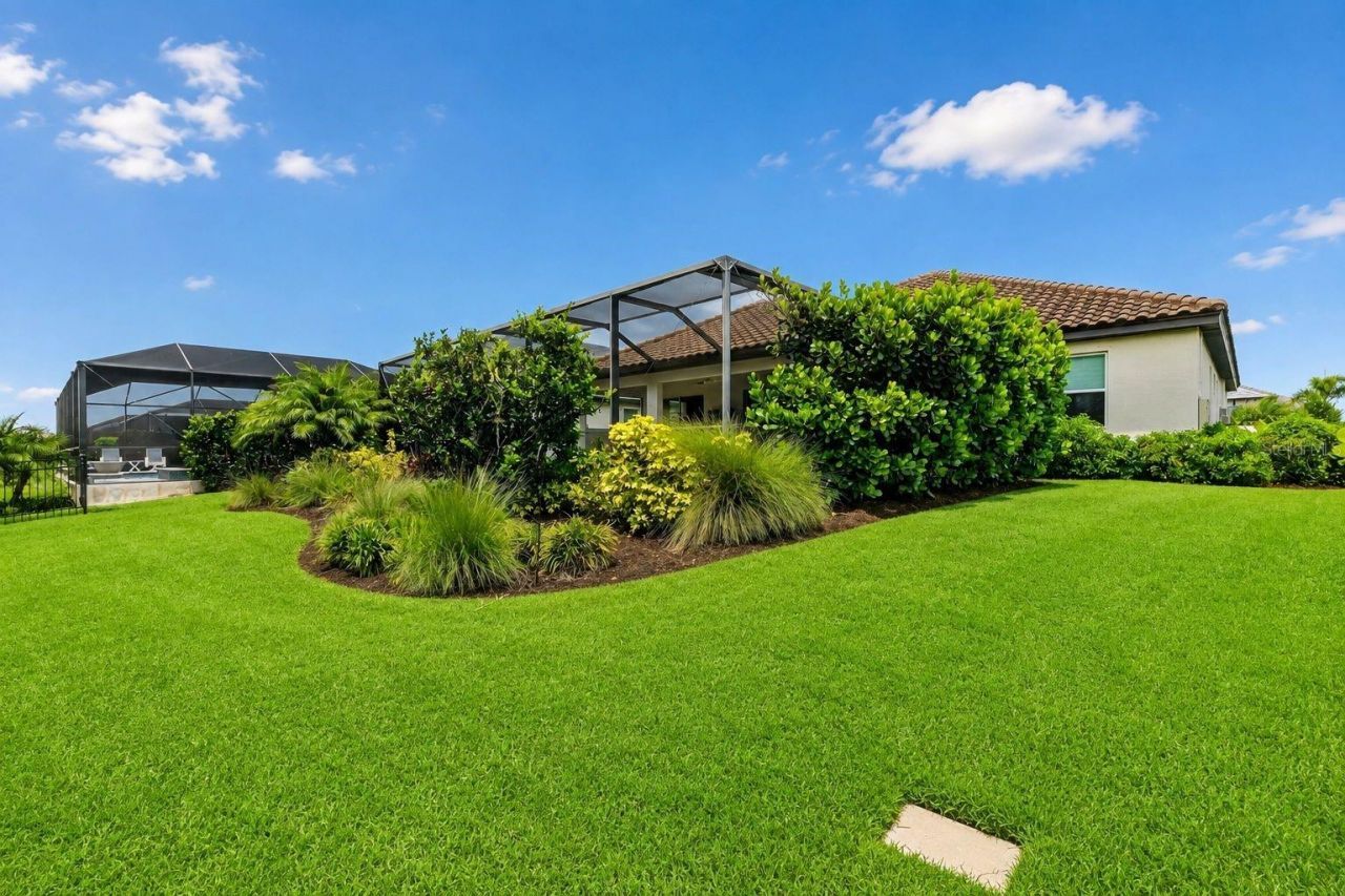 2128 Woodleaf Hammock Court, Bradenton, FL 34211 Photo