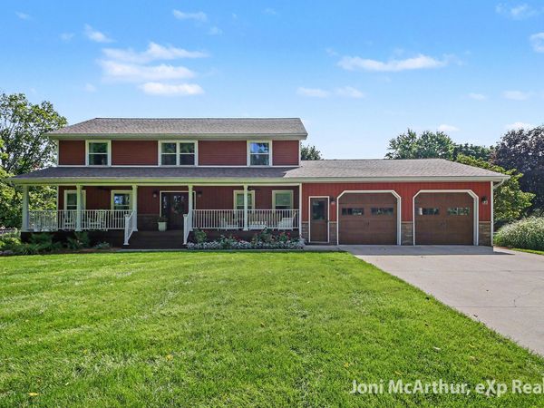 1562 W Ellis Avenue, Belding, MI 48809