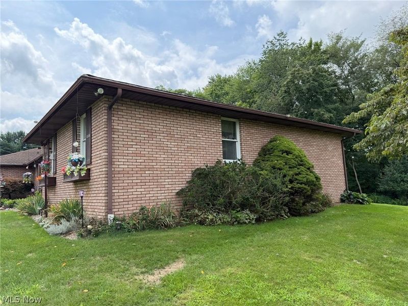 3585 Clermont Street NW, North Lawrence, OH 44666 Photo 10